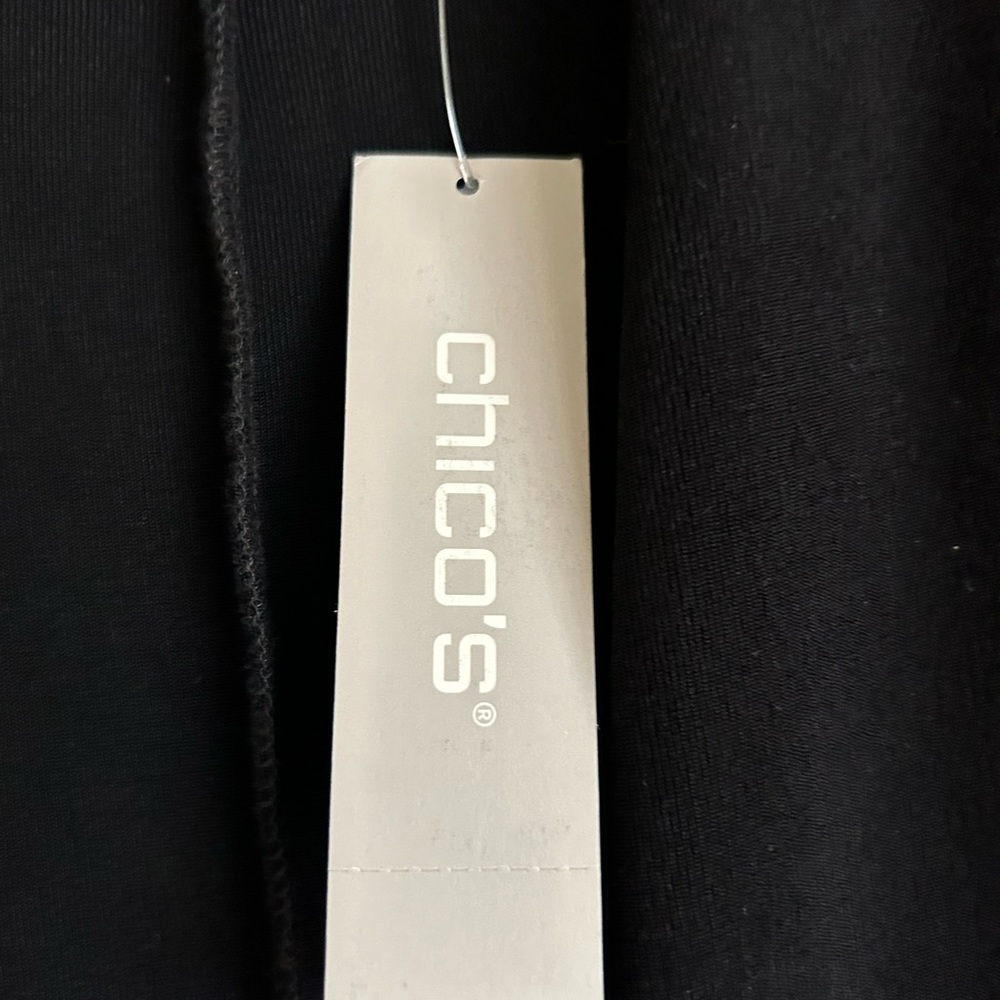 NWT Beautiful women’s Chicos top/ jacket material is amazing - Picture 3 of 5